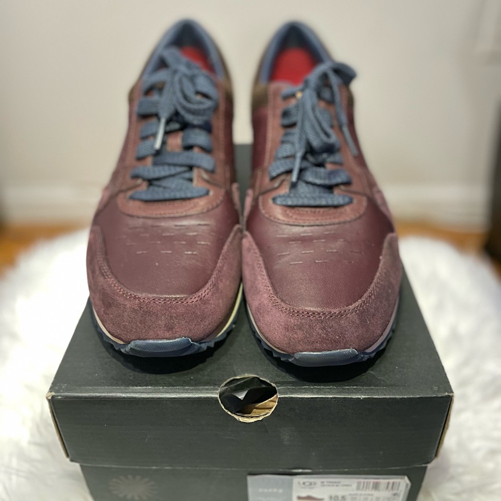 UGG M Trigo Sneaker Sz: 10.5 Color: Maroon